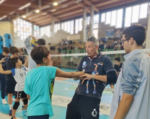 Con il mitico Andrea Lucchetta a scuola di Spike Ball [FOTO E VIDEO]