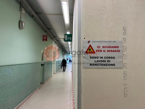 Lavori all'ospedale Carle e proteste per la chiusura del bar, Tranchida: &quot;Trasferito un terzo dell'ospedale senza perdere una prestazione&quot;