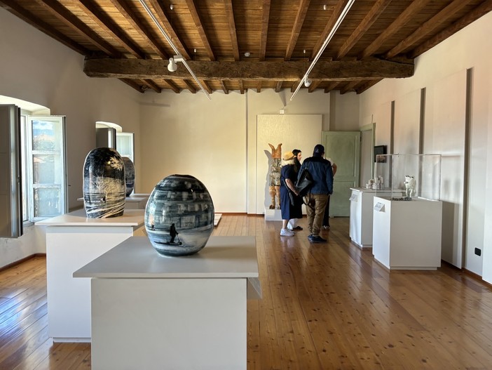 A Mondovì &quot;Libertà Creativa e innovazione&quot;, mostra dedicata alla ceramica con le opere dell'Accademia Lettone delle Arti di Riga