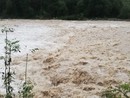 MALTEMPO / Il torrente Gesso esonda nei campi a Borgo intorno all'ex Italcementi [FOTO E VIDEO]