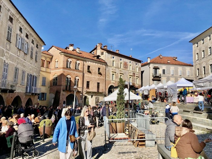 Boom di presenze a Mondovì Piazza per &quot;Cavoli tuoi&quot;