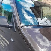 Atti intimidatori a Viola: cartello con la scritta &quot;pericolo di morte&quot; sull'auto dell'imprenditore Marco Bozzolo