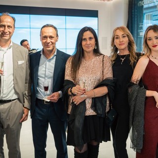 Da sinistra Bruno Alesso, Ceo &amp; Founder “La Sirenetta Resort &amp; More Experience “, l’imprenditore Massimo Senini, Chiara Osnago Gadda, giornalista e PR, con la moglie e la figlia di Massimo Senini