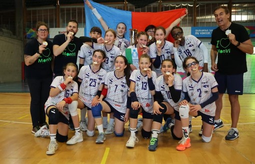 Volley femminile: la MonVi LPM BAM è campione territoriale Under 13