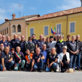 Dopo l’inaugurazione della nuova sede sociale in Motoclub Alba in gita a Piozzo