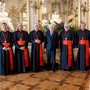 In foto i nuovi cardinali con il presidente Mattarella