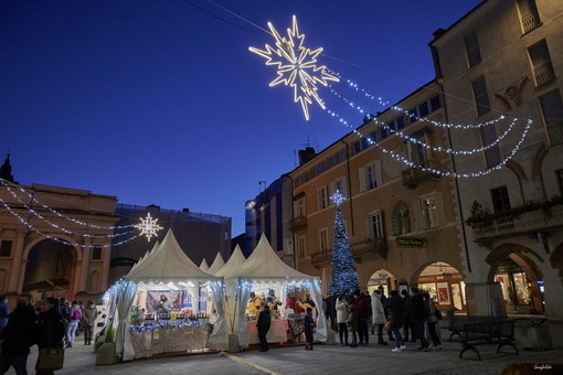 A Savigliano, Natale e arte si incontrano: inaugura la mostra “Il colore oltre l’inverno”