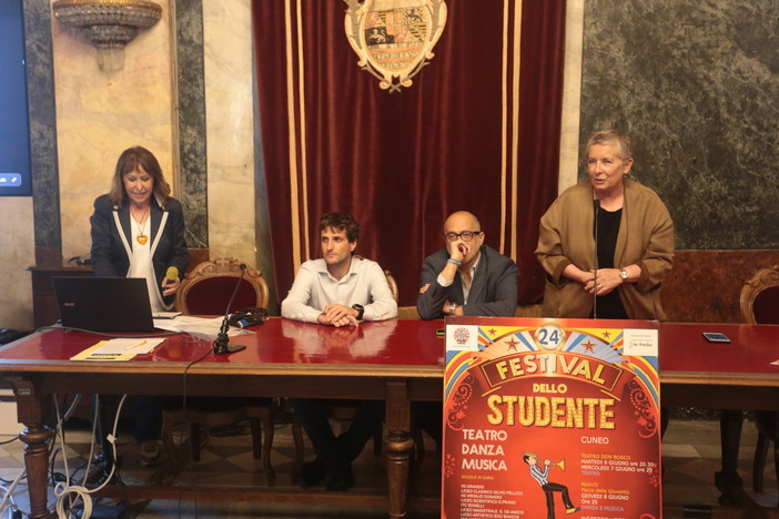 Al via l’edizione 2023 del Festival dello studente di Cuneo, la sfida tra le superiori a colpi di arte [VIDEO]