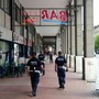 Due agenti della Polizia Locale in corso Giolitti