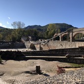 Il ponte romano a Bagnasco il giorno dopo l'alluvione del 2020