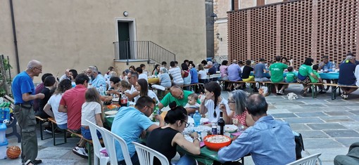 Ampia partecipazione a Villavecchia per il pic-nic sotto le stelle