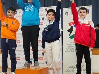 Podio con Tommaso Bovone, 3° classificato spada maschile cat Maschietti