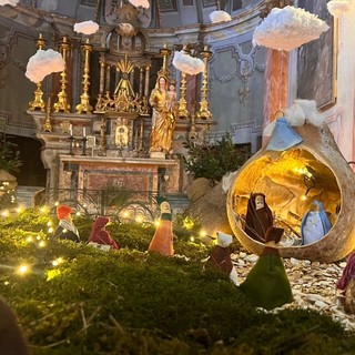 Tutti i personaggi del presepe sono realizzati con zucche essiccate [In foto l'allestimento dello scorso anno Ph_ F. Ameglio]