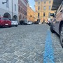 I cuneesi residenti nel centro storico hanno diritto a parcheggiare negli stalli riservati, ma devono esporre il pass