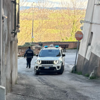 Mondovì, incidente in via Marchese d'Ormea: studente in ospedale per accertamenti