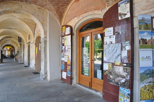 Sotto la palazzata di Vicoforte si inagura la mostra “Storia di carta”, dedicata al tenente colonnello Giuseppe Galliano