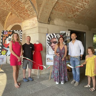 &quot;Philia. La più alta forma d'amore&quot;: inaugurata a Vicoforte la mostra en plein air di Katia Delpiano