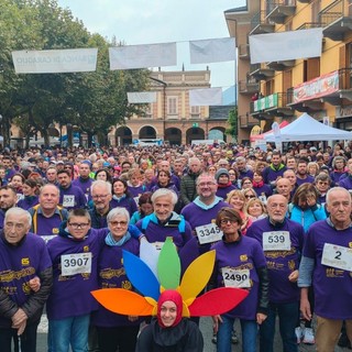 A Dronero più di 4 mila partecipanti e tanta solidarietà alla &quot;Passeggiata per la Vita&quot; [FOTO]