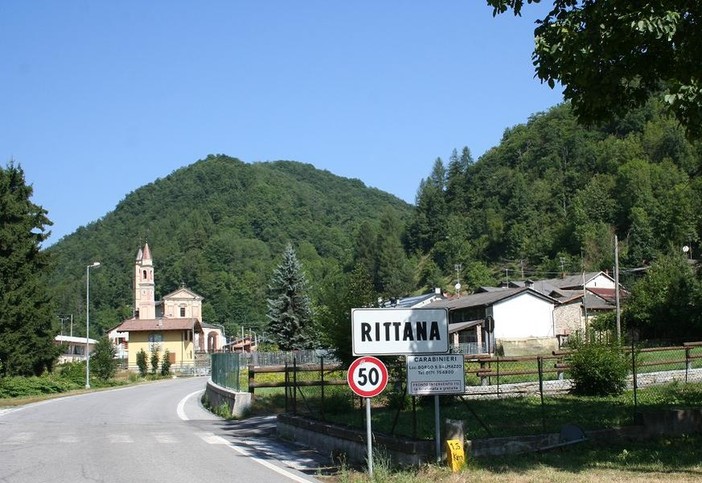 A Rittana l'inaugurazione della nuova scultura di Luigi Mainolfi