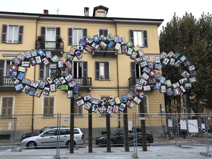 A Cuneo domani si inaugura la grande opera d'arte di Pistoletto: un infinito di creatività collettiva