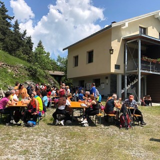 L'inaugurazione della nuova gestione del rifugio