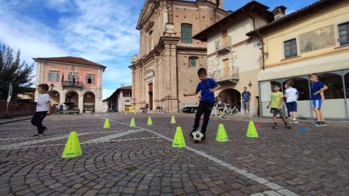 Una bella giornata di sole ha accompagnato la manifestazione “Sport&amp;Shops” a Moretta