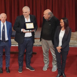 Alessandro Rivali ha vinto il Premio Letterario Casinò di Sanremo Antonio Semeria per la Narrativa