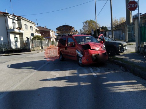 Ennesimo incidente a San Rocco, la rabbia dei residenti: &quot;Viabilità da rivedere&quot;