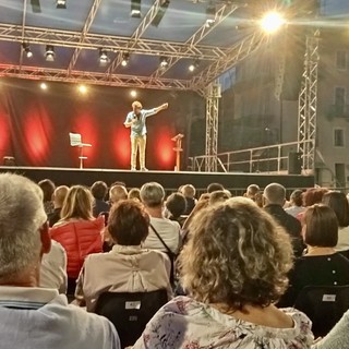 Un momento della stagione teatrale 2023 in piazza d'Armi