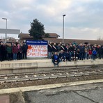 &quot;Riattivare al più presto la linea ferroviaria Bra-Cavallermaggiore&quot;: i sindaci Fogliato e Sannazzaro al sit-in in frazione Madonna del Pilone