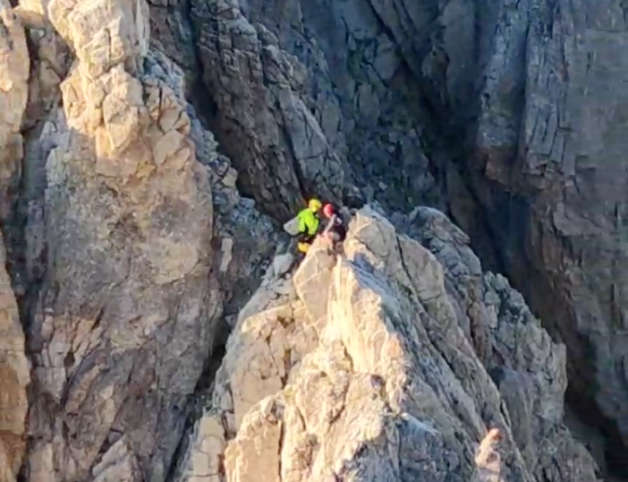 Resta bloccata verso la cresta Est di Rocca La Meja, individuata e salvata un'escursionista [VIDEO]