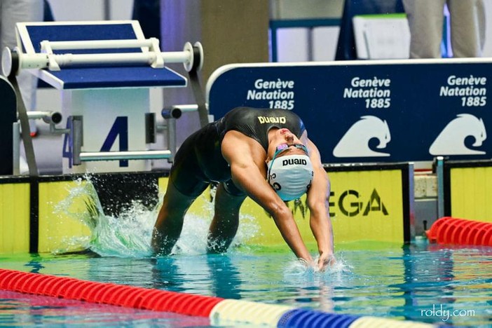 Nuoto: ufficiale la squadra azzurra che prenderà parte a Parigi 2024, primo appuntamento olimpico per Sara Curtis