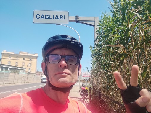 Stefano Barale a Cagliari, dove ha terminato il giro della Sardegna