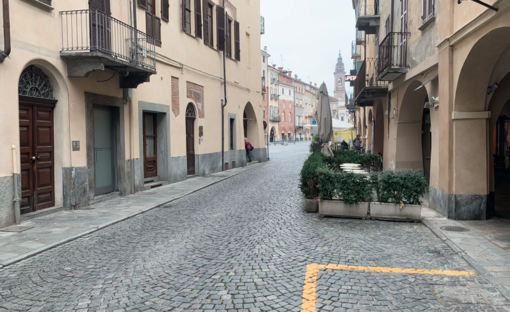 Savigliano, cantiere edile e gru: via Alfieri chiude al traffico