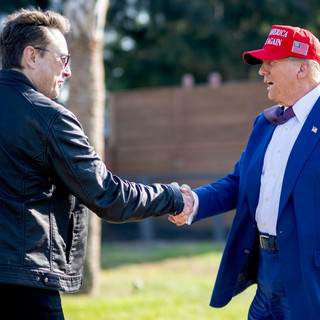 Il presidente Usa Trump, a destra, con Elon Musk