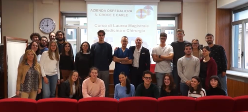 Imparare sul campo la professione: studenti di Medicina in tirocinio all'ospedale di Cuneo [VIDEO]