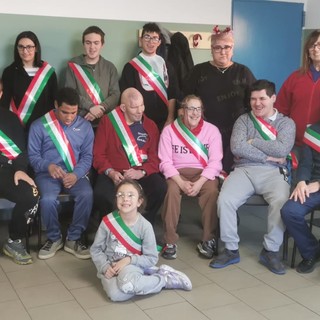 A Villanova Mondovì la festa degli auguri con i ragazzi disabili del gruppo &quot;Ragazzi IN&quot; e del centro diurno Sirio