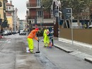 Si cancellano i parcheggi sul lato sinistro della strada. Nel primo tratto saranno, infatti, solo sulla destra