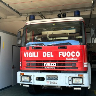 Cuneo, a fuoco uno scantinato in corso Nizza: vigili del fuoco sul posto