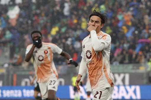 Dybala su rigore, Roma passa a Venezia per 1-0