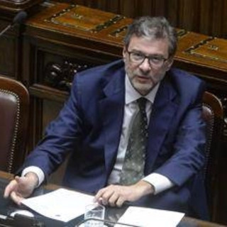 Giorgetti: &quot;No a riarmo a scapito sanità e servizi&quot;