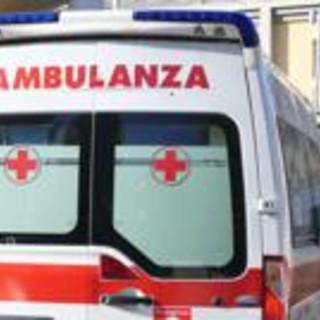 Frosinone, 16enne accoltellato all'uscita di scuola: è grave