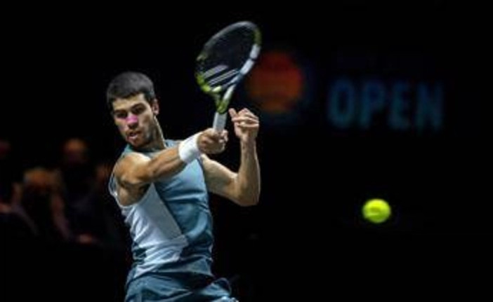 Alcaraz vince l'Atp 500 di Rotterdam: battuto De Minaur in finale