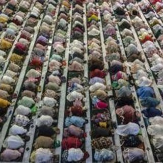 Ramadan, iniziato il mese di digiuno e preghiera